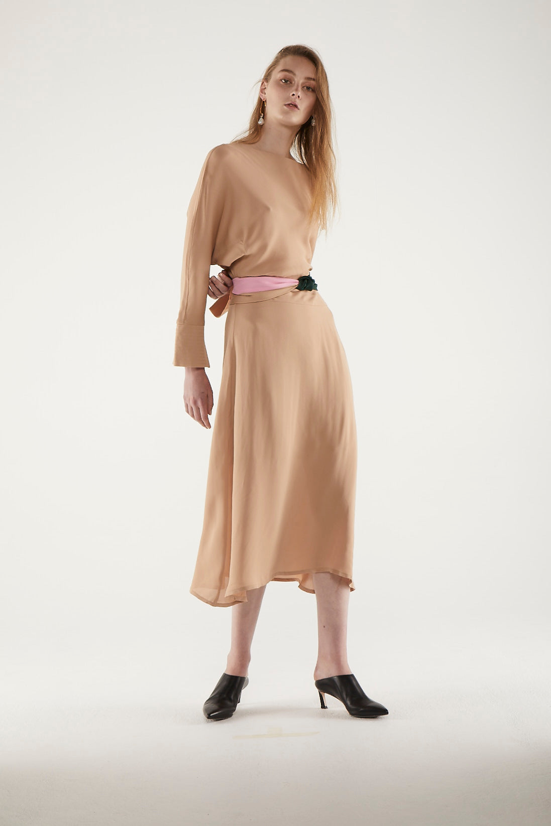 Bec Dress - Sandlewood