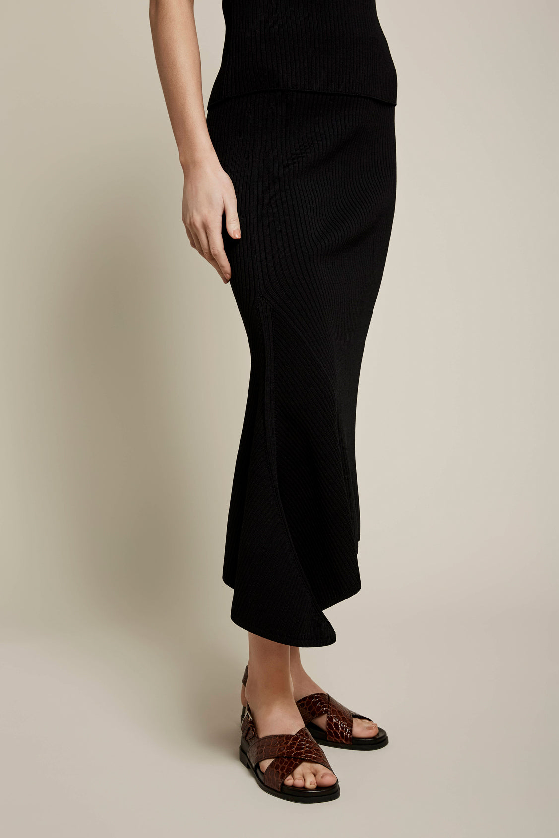 Skylar Crepe Knit Skirt