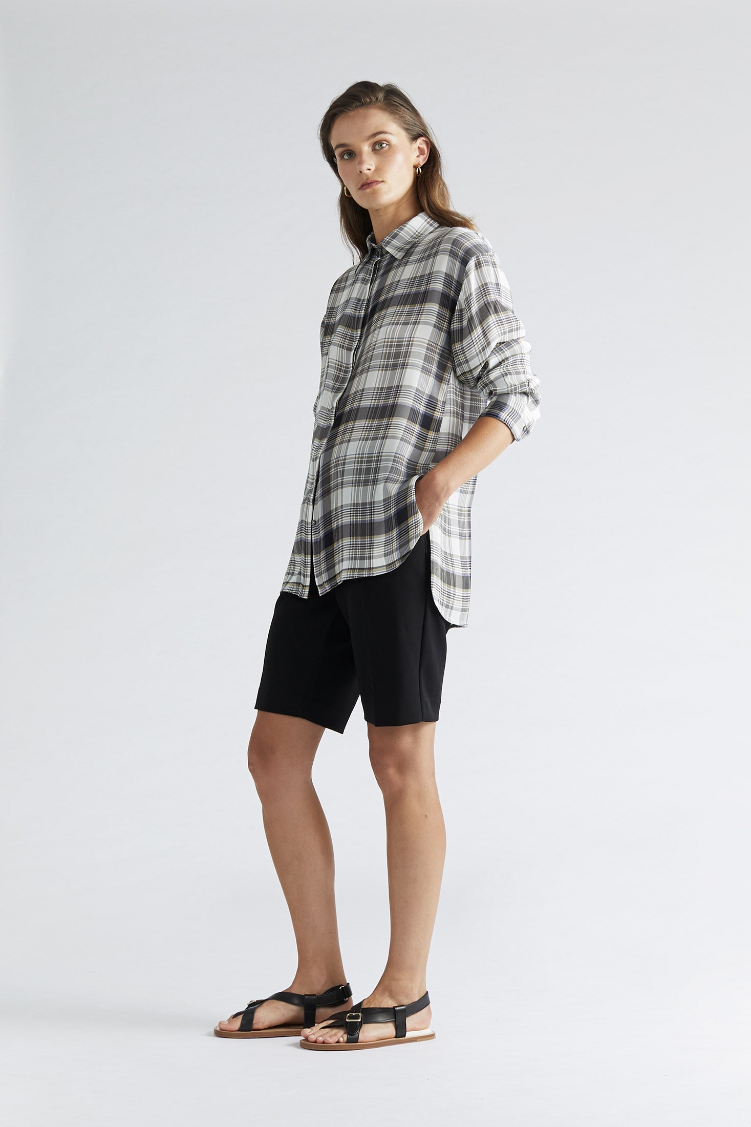 Manny Tailored Short